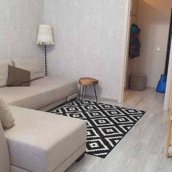 Сдается 1-комнатная квартира, 50 м²