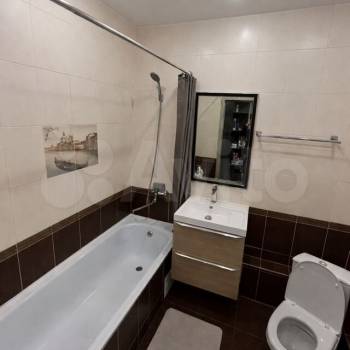Продается 1-комнатная квартира, 43 м²