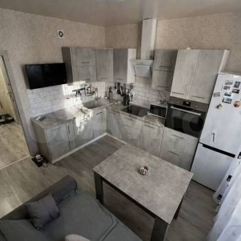 Продается 1-комнатная квартира, 43 м²