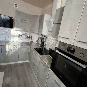 Продается 1-комнатная квартира, 43 м²