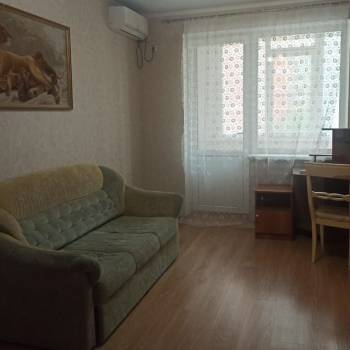 Продается 1-комнатная квартира, 38,8 м²