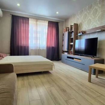 Продается 1-комнатная квартира, 48 м²