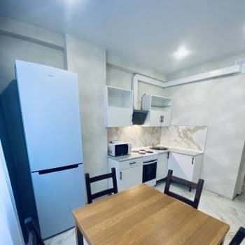 Продается 1-комнатная квартира, 38 м²