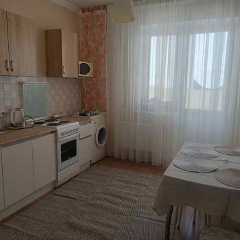 Сдается 1-комнатная квартира, 40 м²