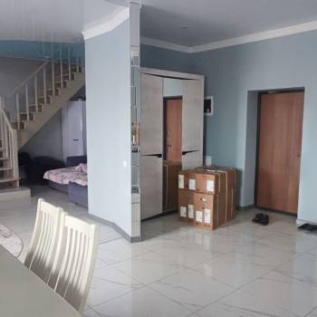 Продается 3-х комнатная квартира, 126 м²