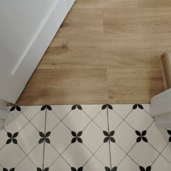 Продается 1-комнатная квартира, 23,9 м²