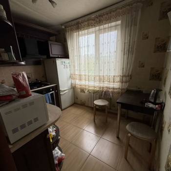 Продается 1-комнатная квартира, 32 м²