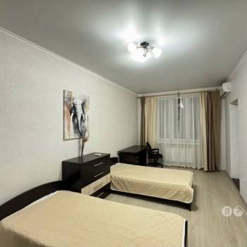 Сдается 1-комнатная квартира, 39 м²