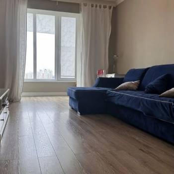 Продается 1-комнатная квартира, 50 м²