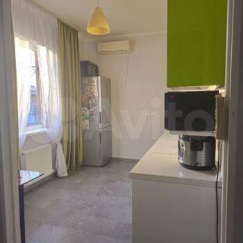Продается 1-комнатная квартира, 40 м²