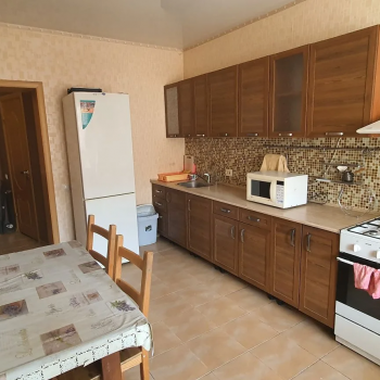 Сдается 1-комнатная квартира, 40 м²