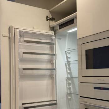 Продается 1-комнатная квартира, 77,7 м²