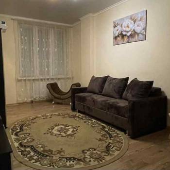 Сдается 1-комнатная квартира, 45 м²