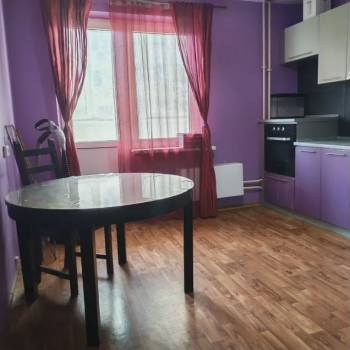 Продается 1-комнатная квартира, 46,7 м²