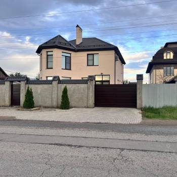 Продается Дом, 240 м²