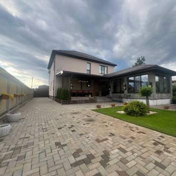 Продается Дом, 240 м²