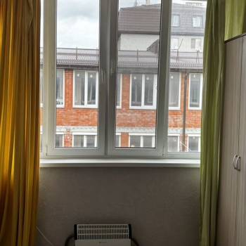 Продается 1-комнатная квартира, 37,3 м²