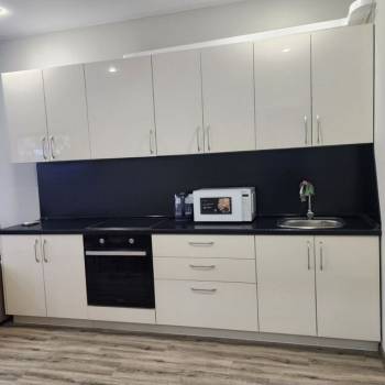 Сдается 1-комнатная квартира, 52 м²