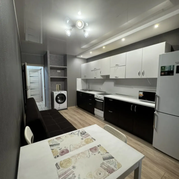 Сдается 1-комнатная квартира, 43 м²