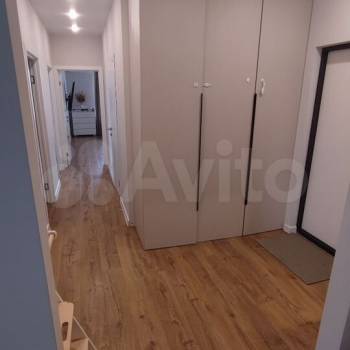 Продается Многокомнатная квартира, 87,2 м²