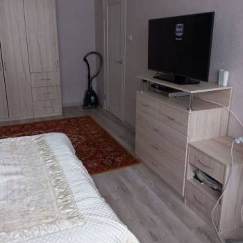 Продается 1-комнатная квартира, 44 м²