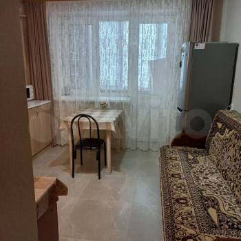 Продается 1-комнатная квартира, 44 м²