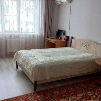 Продается 1-комнатная квартира, 44 м²