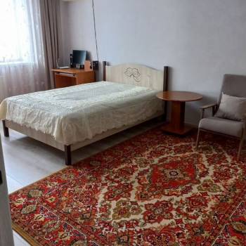 Продается 1-комнатная квартира, 44 м²
