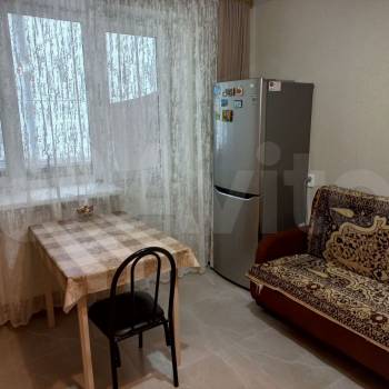 Продается 1-комнатная квартира, 44 м²
