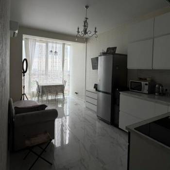 Сдается 1-комнатная квартира, 50 м²