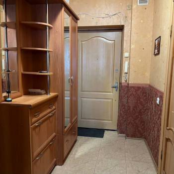 Сдается 1-комнатная квартира, 54 м²