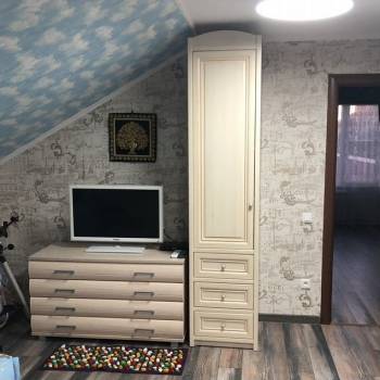 Сдается Дом, 200 м²