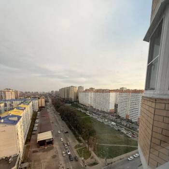 Сдается 2-х комнатная квартира, 60 м²