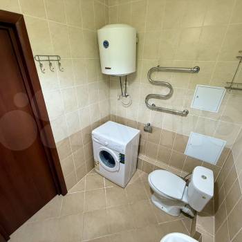Продается 1-комнатная квартира, 43 м²