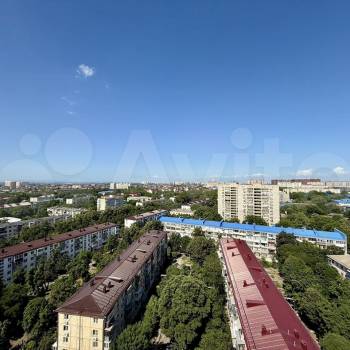 Продается 1-комнатная квартира, 43 м²