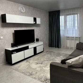 Сдается 1-комнатная квартира, 40 м²