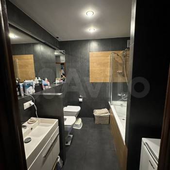 Продается Многокомнатная квартира, 82 м²