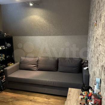 Продается Многокомнатная квартира, 82 м²