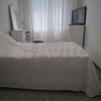 Продается Многокомнатная квартира, 61 м²