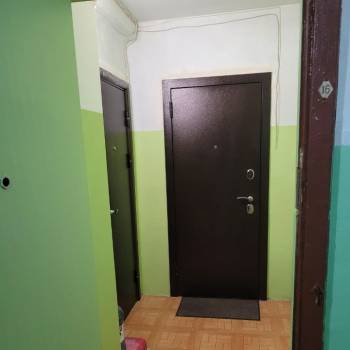 Продается Многокомнатная квартира, 77,2 м²