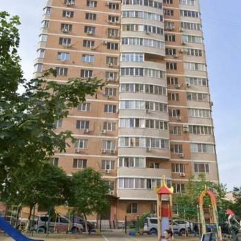 Продается 2-х комнатная квартира, 101 м²