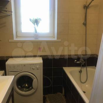 Продается 2-х комнатная квартира, 101 м²