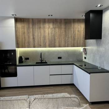 Продается 2-х комнатная квартира, 89,6 м²