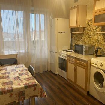 Сдается 1-комнатная квартира, 36 м²