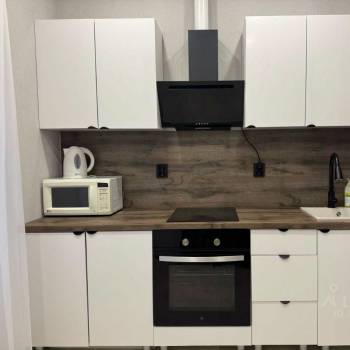 Продается 1-комнатная квартира, 30,5 м²