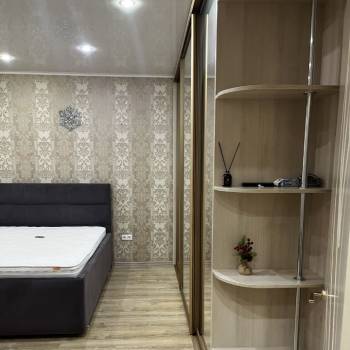 Сдается 1-комнатная квартира, 42 м²