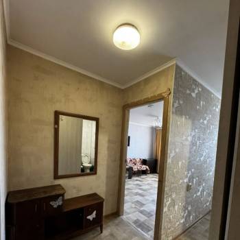 Продается 1-комнатная квартира, 35 м²