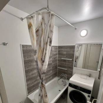 Сдается Многокомнатная квартира, 80,84 м²