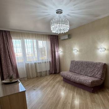 Сдается Многокомнатная квартира, 102,6 м²