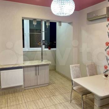 Сдается Многокомнатная квартира, 102,6 м²